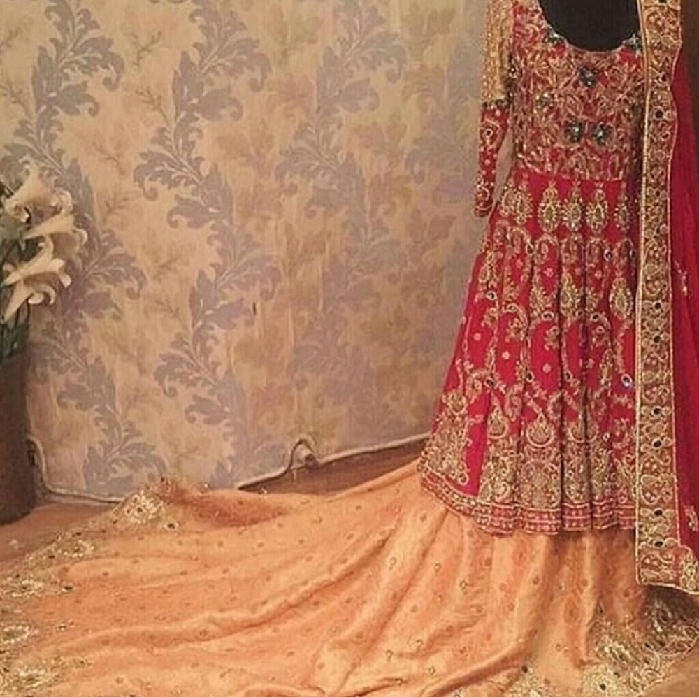Pakistani bridal wedding dress
